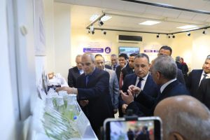 خلال جولته بالقومي للبحوث.. وزير التعليم العالي: ضرورة الانتقال بالبحث العلمي من «النشر الأكاديمي» إلى «التطبيق والإنتاج» 2 وزير التعليم العالي