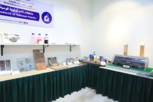 IMG 8672 وزير التعليم العالي خلال جولته بالقومي للبحوث.. وزير التعليم العالي: ضرورة الانتقال بالبحث العلمي من «النشر الأكاديمي» إلى «التطبيق والإنتاج» موقع في الجامعة
