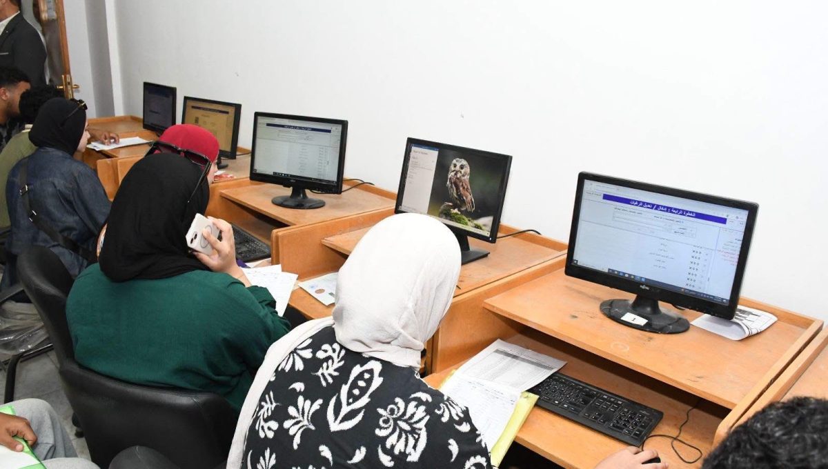 IMG 9017 معامل التنسيق طلاب المرحلة الثانية 2026.. معامل التنسيق تواصل استقبال الطلاب مجانًا موقع في الجامعة