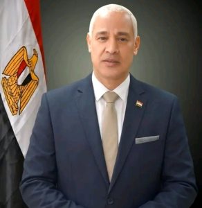 رئيس جامعة أسيوط يقرر صرف مكافأة شهر للعاملين بحد أدنى 1000 جنيه استعدادًا للعام الجامعي الجديد 2 رئيس جامعة أسيوط يقرر صرف مكافأة شهر للعاملين