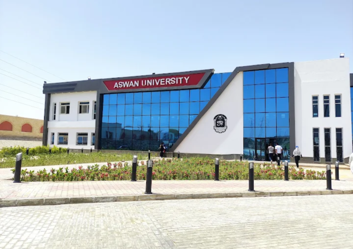 IMG ٢٠٢٦٠٨٠٦ ١٨٥٢٠٥ جامعة أسوان تعلن موعد التحويلات للعام الجامعي جامعة أسوان تعلن موعد التحويلات للعام الجامعي 2026/2027.. التفاصيل ورابط التقديم موقع في الجامعة