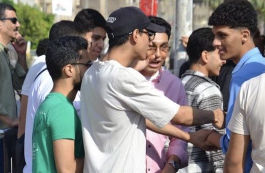aac845e6 3035 4369 bf75 b8a32eb8f83e تقليل الاغتراب 2026 الثانوية العامة 2026.. بدء تسليم استمارات النجاح للطلاب بالمدارس موقع في الجامعة