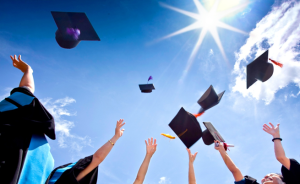 35 ألف منحة دراسية.. تعرف على الجامعات والتخصصات وشروط التقديم بمنح وزارة التعليم العالي 4 الجامعات والتخصصات وشروط التقديم بمنح وزارة التعليم العالي