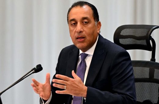 استمرار العمل عن بُعد يوم الأحد خلال سبتمبر 2026