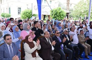 01452b6f 27da 47b5 afc9 0345463d613b نواب رئيس جامعة القاهرة من الإعلام للحقوق.. نواب رئيس جامعة القاهرة يتفقدون الكليات مع بدء الدراسة موقع في الجامعة