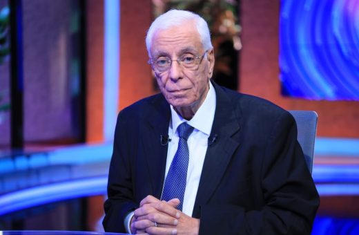 حسام موافي يطالب برفع سن التقاعد إلى 70 عامًا
