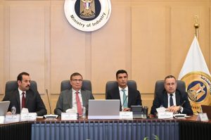 14fe43ad 7b80 4271 8618 f0b6fd5d16f2 وزير الصناعة وزير الصناعة: الاستثمار في سلاسل قيمة الكتان المصري يعزز التنافسية ويزيد فرص التصدير موقع في الجامعة