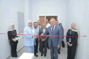 جامعة السويس تفتتح عيادات جديدة بطب الأسنان