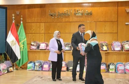 محافظ القليوبية يساند 100 أسرة قبل الدراسة