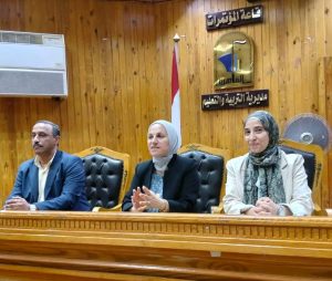 تعليم القاهرة يناقش خطة رياض الأطفال وآليات استيعاب الأطفال الجدد