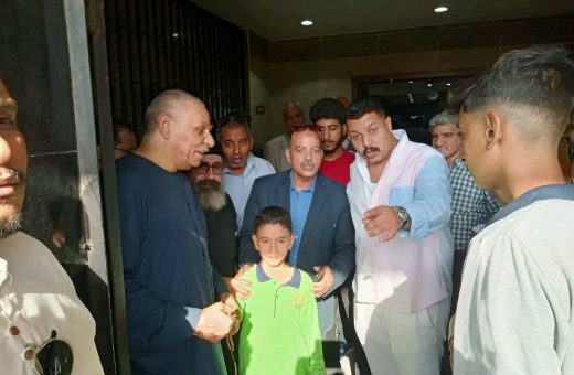 بعد حادث أتوبيس مدرسة خاصة بسوهاج.. محافظ سوهاج يوفد قيادات التعليم للاطمئنان على الطلاب
