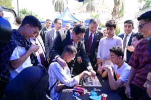 جامعة القاهرة تستقبل العام الدراسي الجديد بأجواء احتفالية.. طابور للكليات وعروض فنية ومواهب طلابية 2 جامعة القاهرة تستقبل العام الدراسي الجديد بأجواء احتفالية