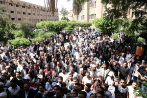 استقبال حافل وهدايا للطلاب.. رئيس جامعة الأزهر يتفقد كليات الدراسة ويوجه رسالة مهمة 4 1789912813210 رئيس جامعة الأزهر يتفقد كليات الدراسة ويوجه رسالة استقبال حافل وهدايا للطلاب.. رئيس جامعة الأزهر يتفقد كليات الدراسة ويوجه رسالة مهمة موقع في الجامعة