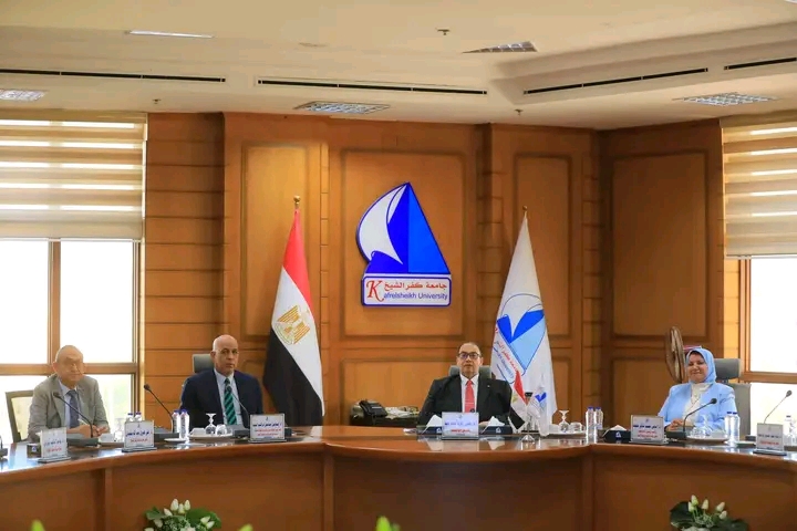 مجلس جامعة كفر الشيخ يضع خطة التطوير