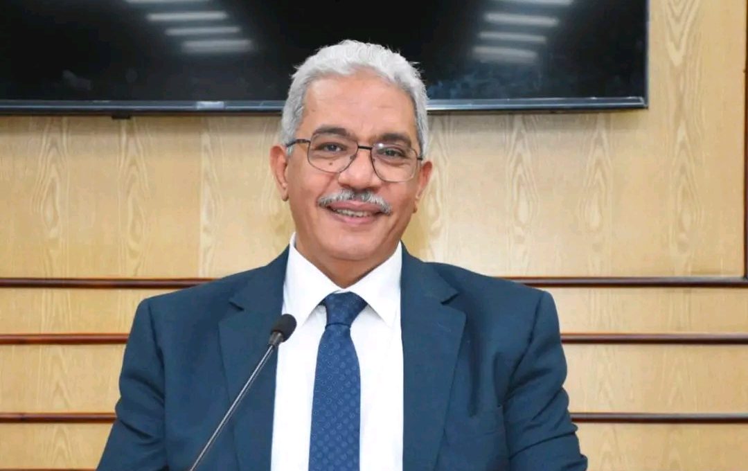 الدكتور محمود صديق، رئيس جامعة الأزهر