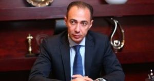 الدكتور شريف باشا رئيس لجنة الصحة بمجلس النواب