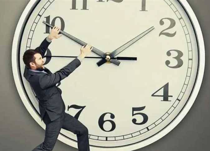موعد بدء التوقيت الشتوي 2026 رسميًا 