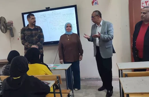 تعليم القليوبية يحقق في اتهام مدير مدرسة بإهانة معلم أمام الطلاب