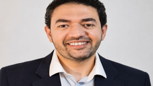 6771399985657202608191134283428 العالم محمد أمين من «مقبول» بهندسة القاهرة إلى جائزة NIH الأمريكية.. العالم محمد أمين يكشف لـ«في الجامعة» رحلة الهوت دوج والذكاء الاصطناعي واكتشاف الأدوية موقع في الجامعة