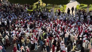موسيقى الشرطة تعزف النشيد الوطني بجامعة القاهرة تزامنًا مع انطلاق العام الجامعي 2 النشيد الوطني بجامعة القاهرة
