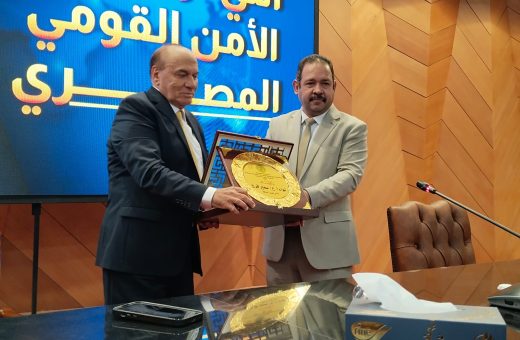 9dfe1529 edde 43e2 aab1 3793adb6d0d3 1 اللواء سمير فرج اللواء سمير فرج: البحث العلمي أحد مكونات القوة الشاملة للدولة موقع في الجامعة