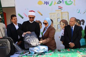 FB IMG 1788699819244 مبادرة إلى المدرسة تدعم 500 طالب بالقاهرة مبادرة «إلى المدرسة» تدعم 500 طالب بالقاهرة بحقائب وأدوات مدرسية ومساعدات مالية موقع في الجامعة