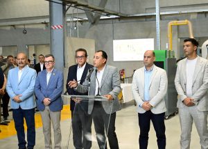 FB IMG 1788709765345 مدبولي: خريجو المدارس الفنية يصل دخلهم إلى 15 ألف مدبولي: خريجو المدارس الفنية يصل دخلهم إلى 15 ألف جنيه.. ومرتب المهندس حديث التخرج 30 ألفًا موقع في الجامعة