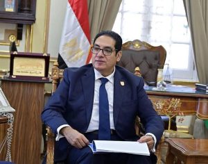 رئيس جامعة القاهرة 