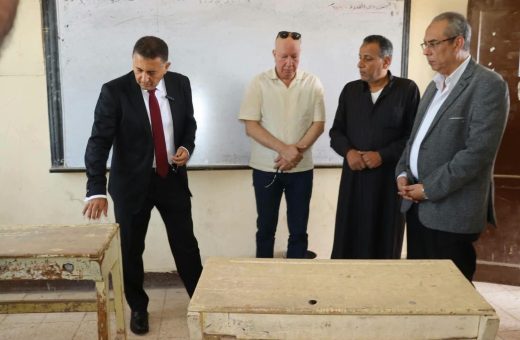 FB IMG 1788796045749 محافظ القليوبية يستبعد مدير مدرسة برقطا الإعدادية قابله بالجلابية.. محافظ القليوبية يستبعد مدير مدرسة برقطا الإعدادية في جولة مفاجئة موقع في الجامعة