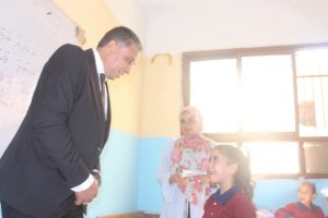 أول أيام الدراسة بالجيزة.. وكيل التعليم يتابع انتظام الطلاب في 11 مدرسة بـ4 إدارات تعليمية 2 أول أيام الدراسة بالجيزة.. وكيل التعليم يتابع انتظام الطلاب في 11 مدرسة بـ4 إدارات تعليمية