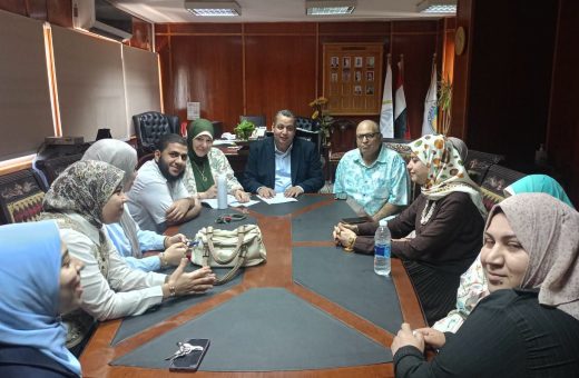 FB IMG 1789382589676 معهد الدراسات والبحوث البيئية معهد الدراسات والبحوث البيئية يناقش خطة التدريب وتطوير البرامج الأكاديمية موقع في الجامعة