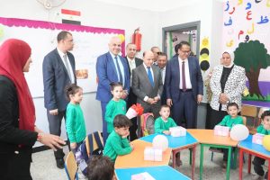 FB IMG 1789906279221 محافظ الغربية يفتتح مدرسة جديدة بقرية كفر سنباط بتكلفة 24.6 مليون جنيه.. محافظ الغربية يفتتح مدرسة جديدة بقرية كفر سنباط في زفتى موقع في الجامعة