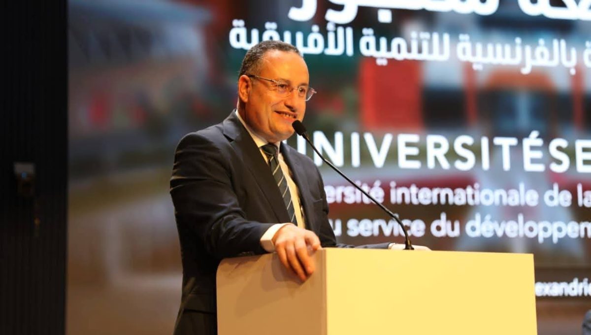 FB IMG 1790166299084 وزير التعليم العالي يتفقد جامعة سنجور بعد افتتاح الحرم الجديد.. وزير التعليم العالي يتفقد جامعة سنجور ويؤكد دعم مصر للتعليم بإفريقيا موقع في الجامعة