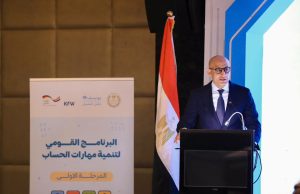 FB IMG 1790246243702 وزير التعليم من القراءة إلى الحساب.. وزير التعليم يعلن إطلاق مرحلتين جديدتين لتنمية مهارات الطلاب في 10 محافظات موقع في الجامعة