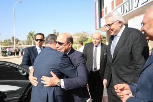 FB IMG 1790418758795 وزير التعليم العالي يصل جامعة المنيا وزير التعليم العالي يصل جامعة المنيا.. اجتماع الأعلى للجامعات وافتتاح أسبوع شباب الجامعات موقع في الجامعة