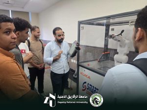 FB IMG 1790609971004 جامعة الزقازيق الأهلية تعزز مهارات طلاب الميكاترونيات جامعة الزقازيق الأهلية تعزز مهارات طلاب الميكاترونيات بتدريب متقدم على الروبوتات والأتمتة موقع في الجامعة