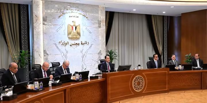 استكمال أعمال إنشاء كلية الطب والمستشفى الجامعي بجامعة دمنهور