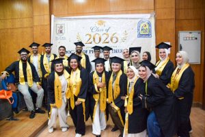 جامعة القاهرة تحتفل بتخرج الدفعة الـ21 من برنامج الدكتور المهني في العلاج الطبيعي 2 جامعة القاهرة تحتفل بتخرج الدفعة الـ21 من برنامج الدكتور المهني في العلاج الطبيعي