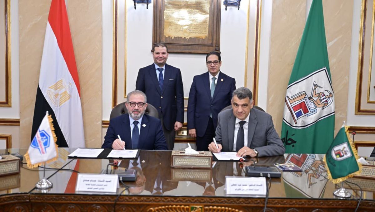 IMG 20260904 WA0029 جامعة القاهرة جامعة القاهرة والتأمين الصحي الشامل يوقعان بروتوكولًا لإتاحة خدمات المعهد القومي للأورام للمنتفعين.. تفاصيل موقع في الجامعة