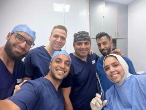 بالمنظار ودون جراحة تقليدية.. نجاح فريق طبي بقصر العيني في استخراج رصاصة من وجه مريض 3 نجاح فريق طبي بقصر العيني في استخراج رصاصة من وجه مريض