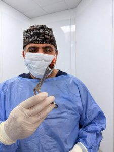 بالمنظار ودون جراحة تقليدية.. نجاح فريق طبي بقصر العيني في استخراج رصاصة من وجه مريض 2 IMG 20260904 WA0125 نجاح فريق طبي بقصر العيني في استخراج رصاصة من وجه بالمنظار ودون جراحة تقليدية.. نجاح فريق طبي بقصر العيني في استخراج رصاصة من وجه مريض موقع في الجامعة