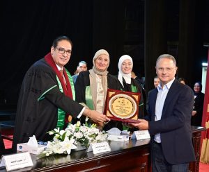 IMG 20260905 WA0101 جامعة القاهرة جامعة القاهرة تكرم شريف عامر خلال حفل تخرج دفعة 2026.. صور موقع في الجامعة