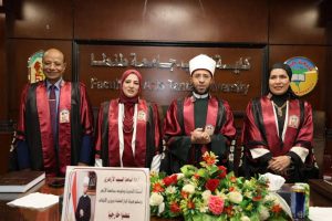 وزير الأوقاف يناقش رسالة دكتوراه بجامعة طنط