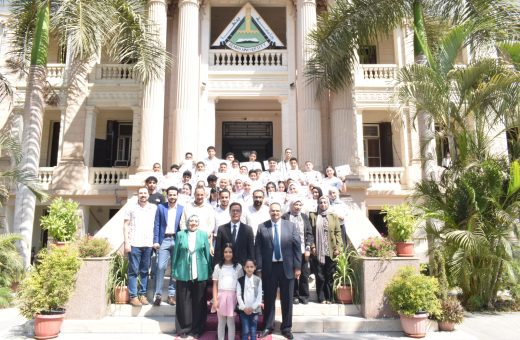 رئيس جامعة بنها: الروبوتات والذكاء الاصطناعي أدوات مهمة