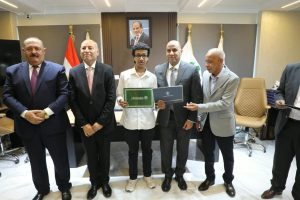 IMG 20260907 WA0145 وزير العمل يكرّم أوائل خريجي مركز المطرية للتدريب وزير العمل يكرّم أوائل خريجي مركز المطرية للتدريب.. ويؤكد: دعم كل تجربة لإعداد عمالة مصرية ماهرة موقع في الجامعة
