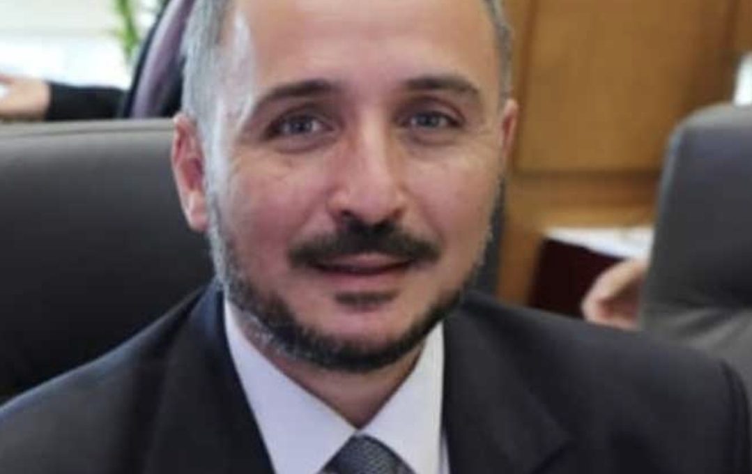 الدكتور عمر شريف عمر، أستاذ الجراحة العامة بكلية طب قصر العينى