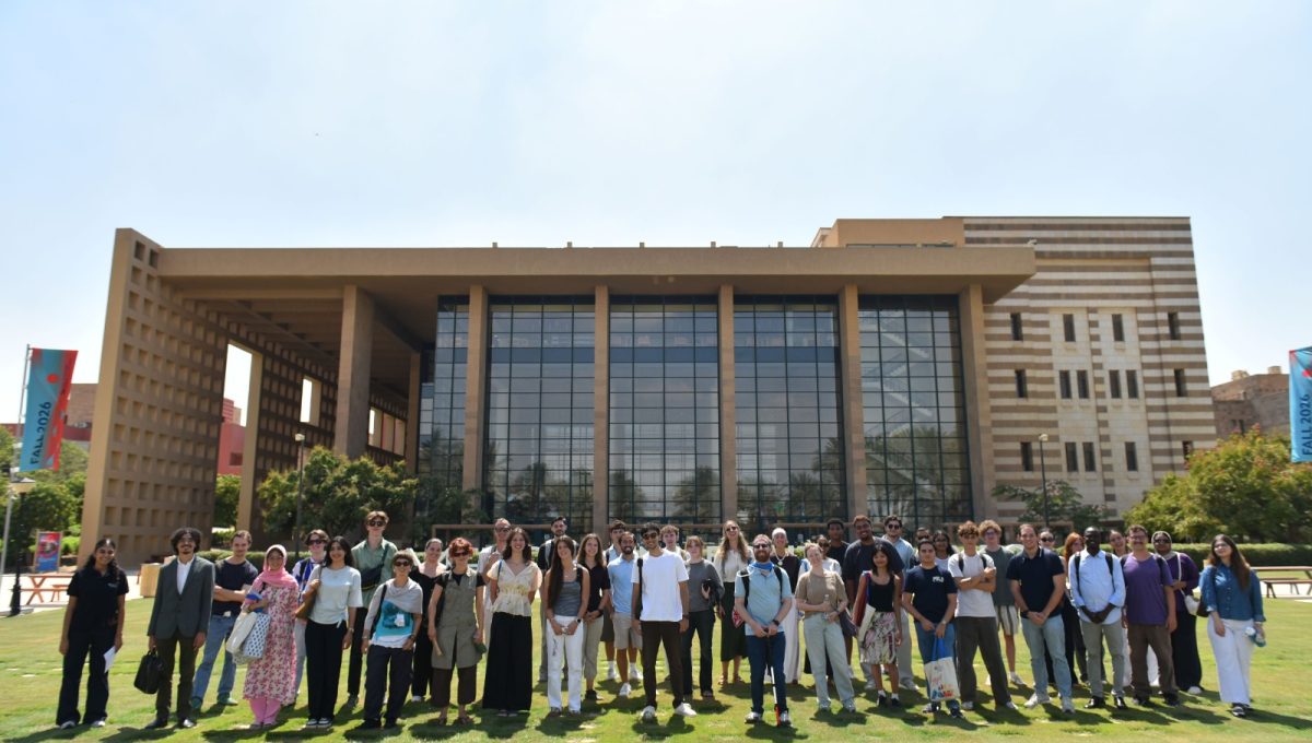 الجامعة الأمريكية بالقاهرة تستقبل الطلاب الجدد وتطلق استراتيجية الذكاء الاصطناعي للعام الأكاديمي الجديد
