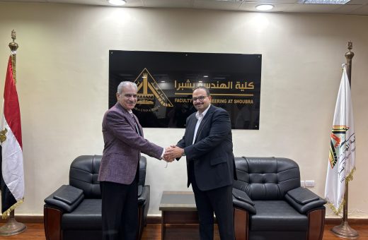 IMG 20260912 WA0073 نقيب الأطباء بالذكاء الاصطناعي.. دراسة دكتوراه بجامعة بنها تطور أداء محطات الطاقة الشمسية في أسوان موقع في الجامعة