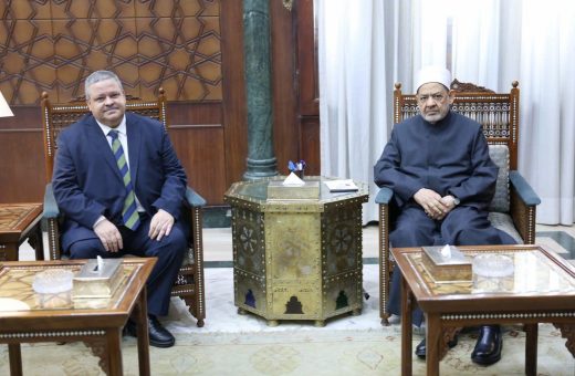 شيخ الأزهر يبحث مع وفد «إتقان» تعزيز جودة واعتماد التعليم الفني الأزهري