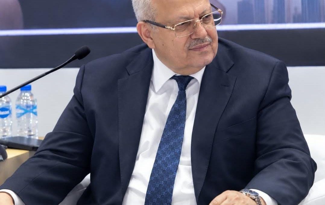 IMG 20260914 WA0000 1 معرض أبوظبي للكتاب الخشت في معرض أبوظبي للكتاب: السلام يبدأ من المدرسة والجامعة والإعلام قبل ساحات الصراع موقع في الجامعة